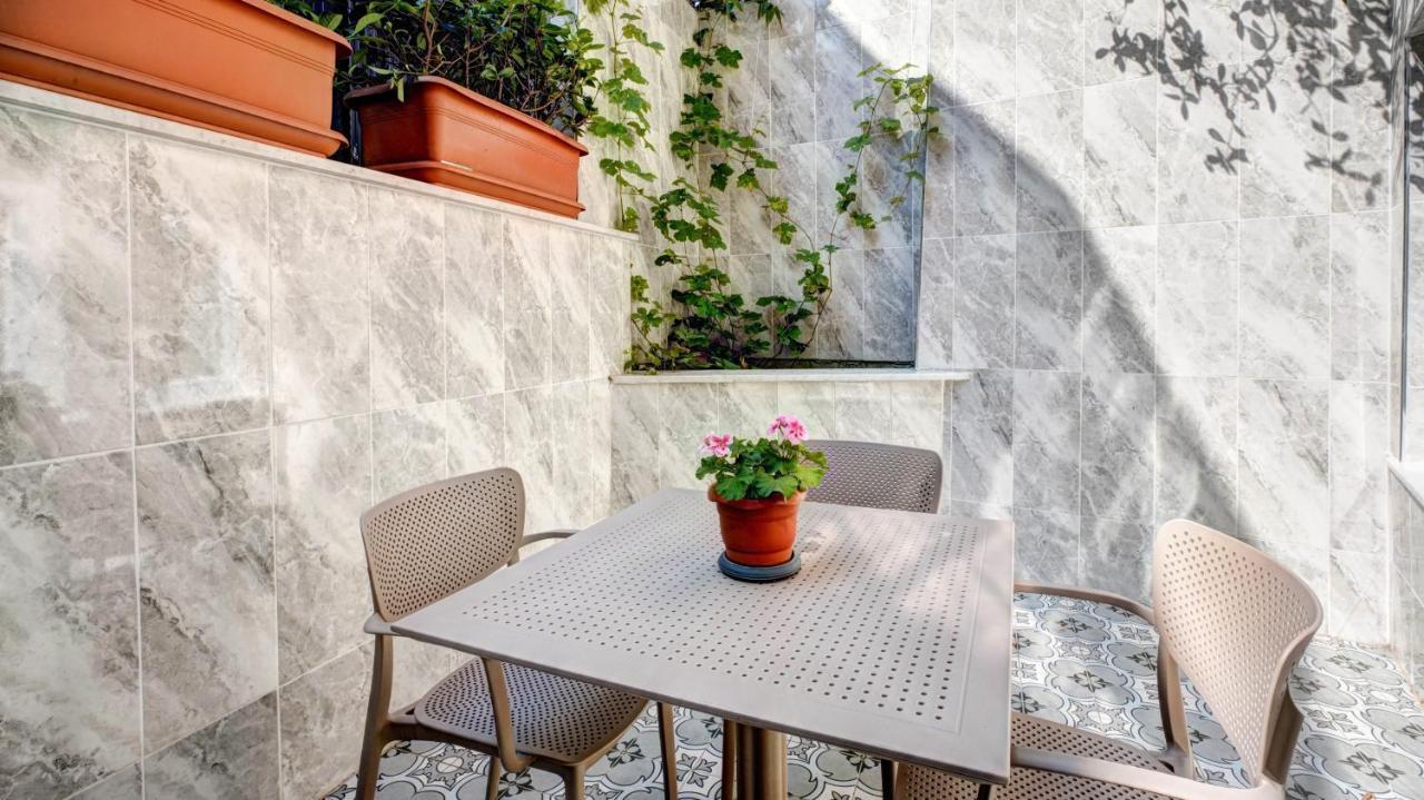 Seven Roses Apart Hotel Istambul Exterior foto